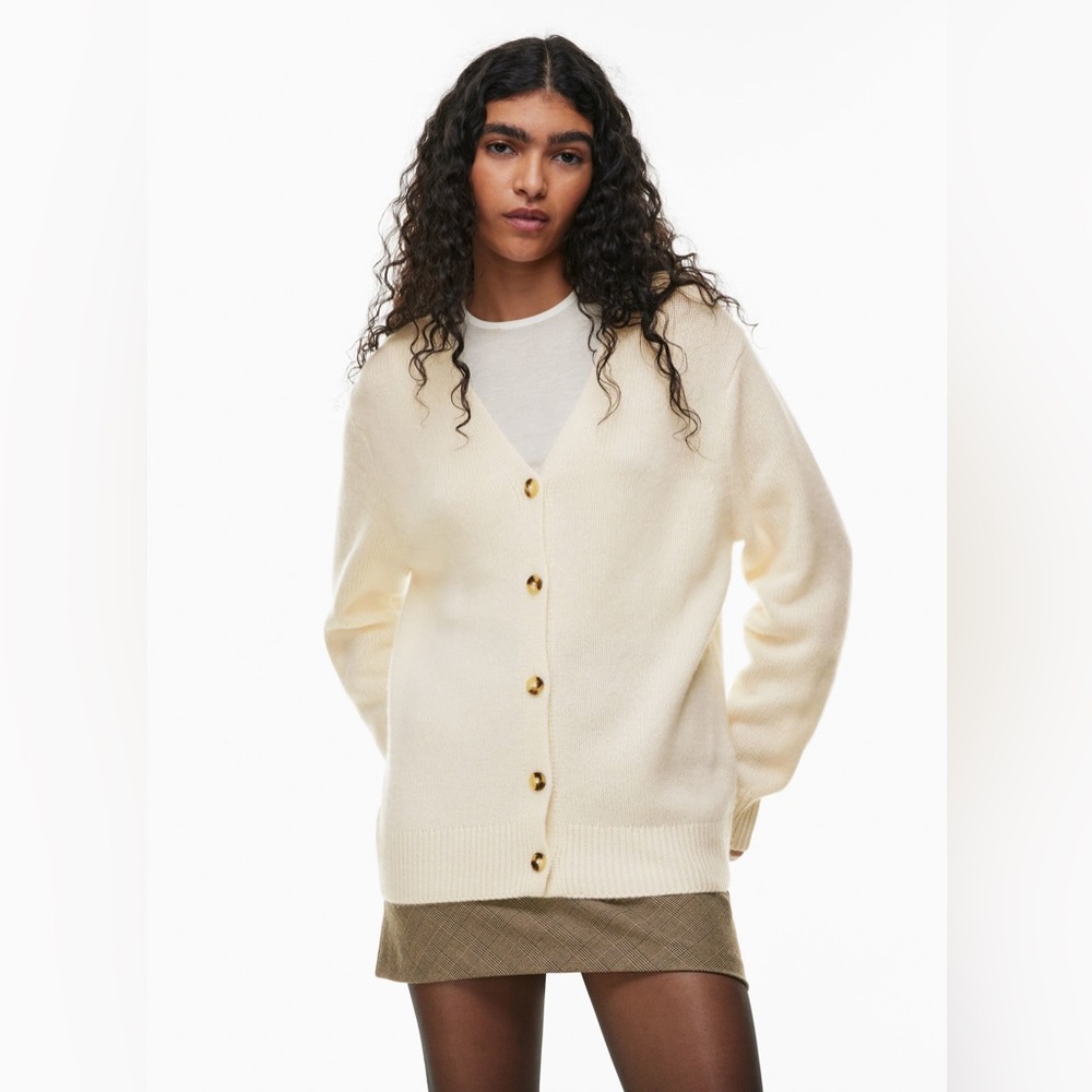 NWOT Aritzia Wilfred 100% Cashmere V-neck Cardigan in Birch XS